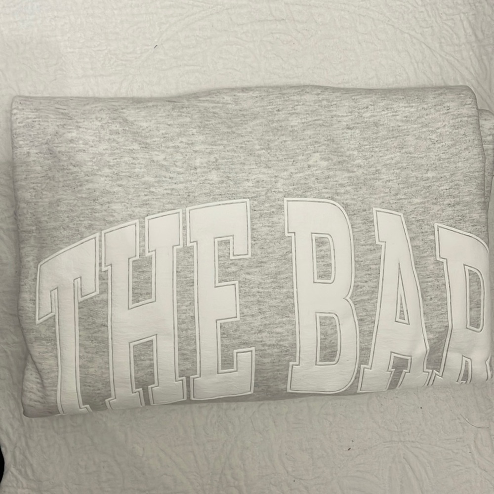 THE BAR sweatshirt ☁️